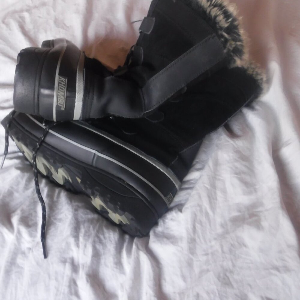Khombu Black Womens Leather Interior Faux Fur Winter boots Size 9 M - Picture 6 of 9